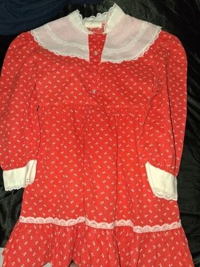 Vintage Girls' Red Floral Lace-Trimmed Long Sleeve Dress